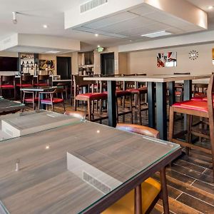 Best Western Premier Noho Inn